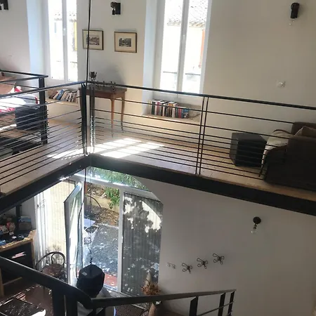 L Ostalada 게스트하우스