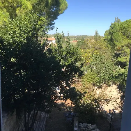 L Ostalada 3* Roquefort-des-Corbières